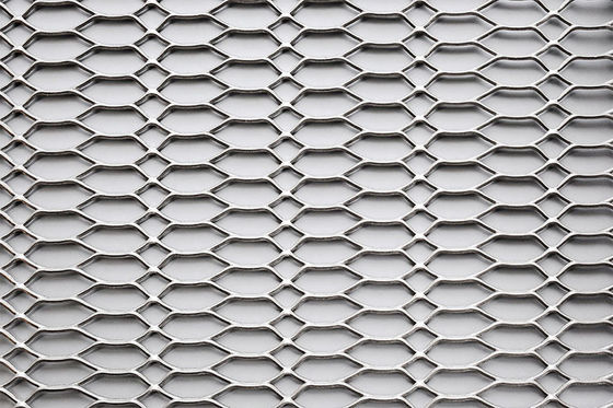 Standart (Yükseltilmiş) Genişletilmiş Metal – Kayma Önleyici ve Mükemmel Korozyon Direnci
