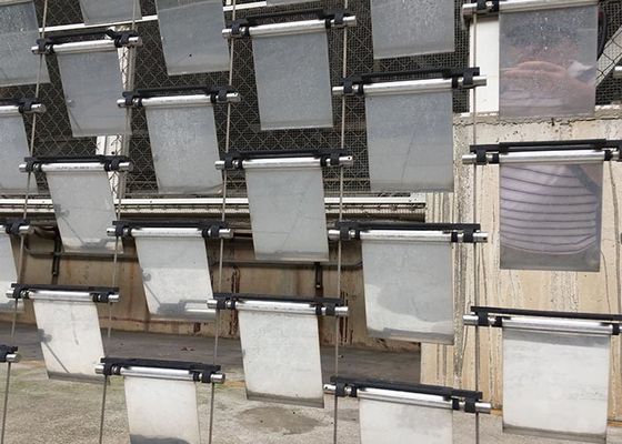 Müze ve Alışveriş Merkezi Dekorasyonunda Kinetik Cephe Rüzgarlı Bir Günde Dalga Gibi Sallanıyor