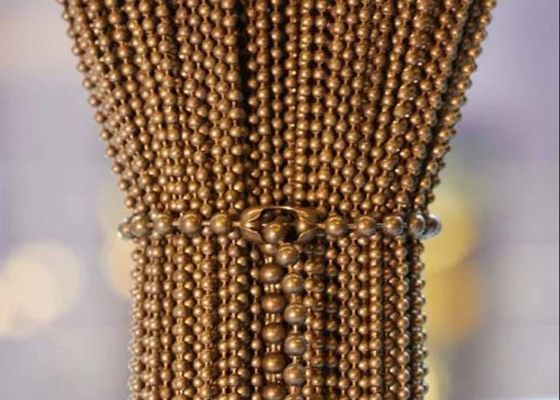 İyi Sarkık ve Hafif Metal Boncuk Perde İdeal Alan Bölücü ve Dekorasyon Perdesidir