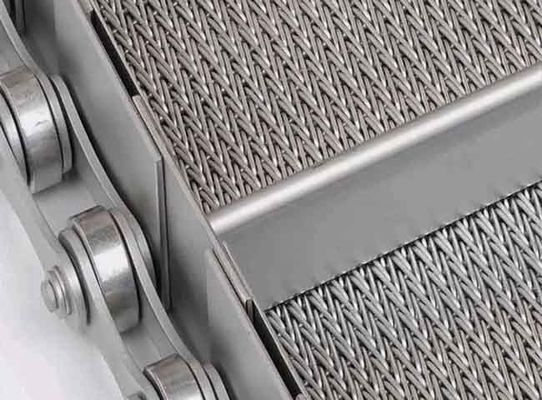 Bileşik Dokuma Metal Konveyör Bant 200mm-3000mm Çelik Kord Konveyör Bant