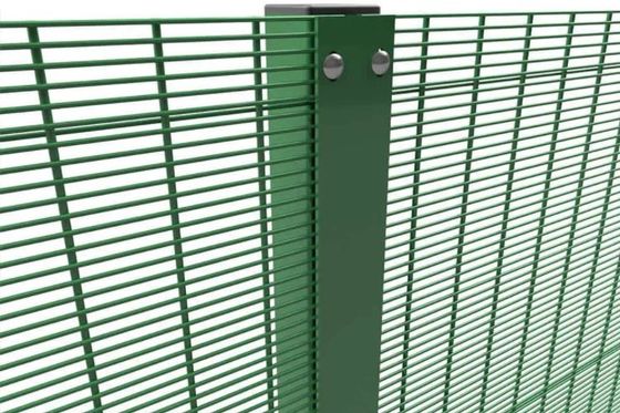 2d 358 tırmanma karşıtı çit 4 mm çift yatay tel ve 6 mm dikey tel