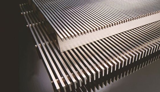 Paslanmaz çelik çentik tel ekran panelleri 500-2000mm Genişlik