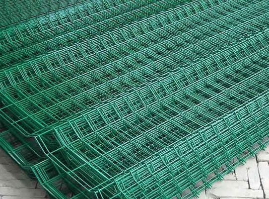 Elektro Galvanizli Tel Örgü Çit 2.5mm Tel 50x100mm Göz Aralığı