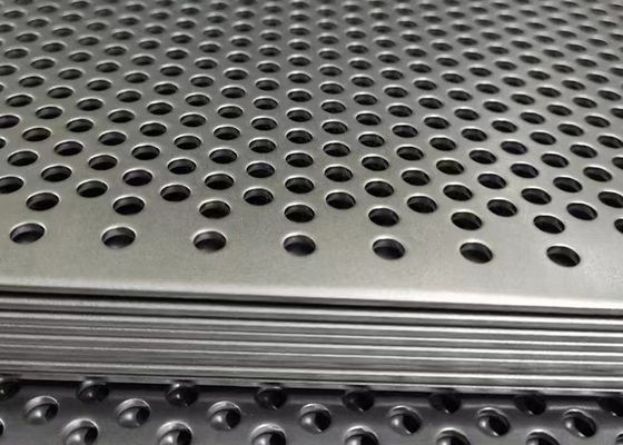 0.8mm Delik Galvanizli Yuvarlak Delik Perforasyonlu Metal Yapı Cepheleri için