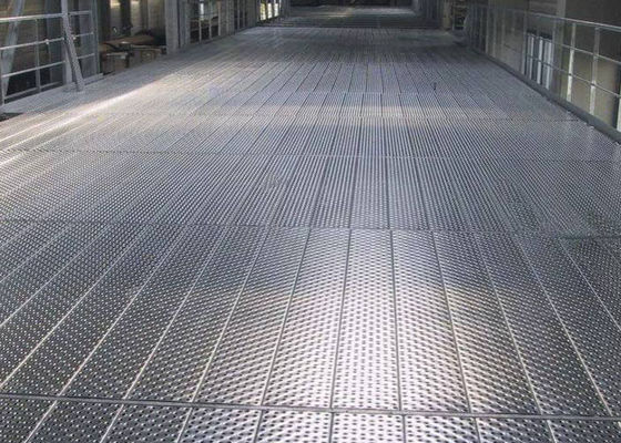 0.8mm Delik Galvanizli Yuvarlak Delik Perforasyonlu Metal Yapı Cepheleri için