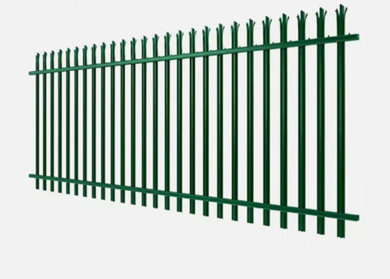 Yeşil sıcak batırılmış galvanizli üç noktalı palisade çitleri iyi güvenlik için açı solgunluğu ile