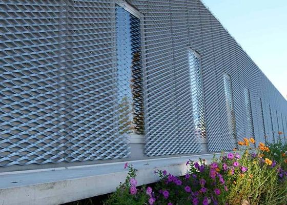 Genişletilmiş Metal Bina Cephesi – Havalandırmalı, Görkemli ve Uzun Ömürlü