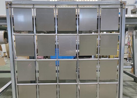 Müze ve Alışveriş Merkezi Dekorasyonunda Kinetik Cephe Rüzgarlı Bir Günde Dalga Gibi Sallanıyor
