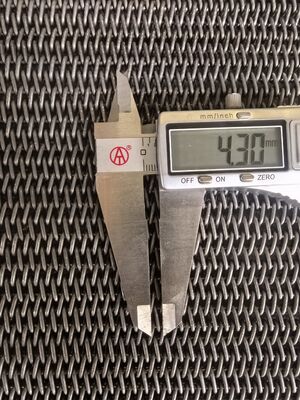 Ağır Yük Metal Konveyör Bant Denge Dokuma Hafif Çelik 18A 1.6mm Tel 5mm Çubuk Aralığı 4.3mm Kendi Kendini Takip Eden